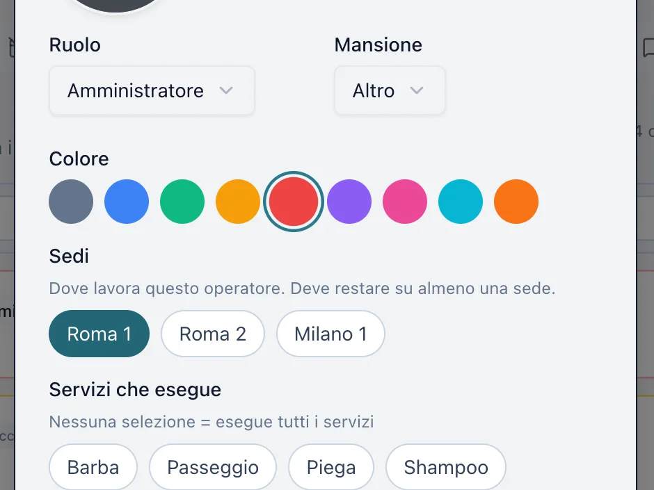 Ruolo e mansione di un operatore: il menu Ruolo impostato su Amministratore accanto alla mansione, e il colore con cui compare in agenda